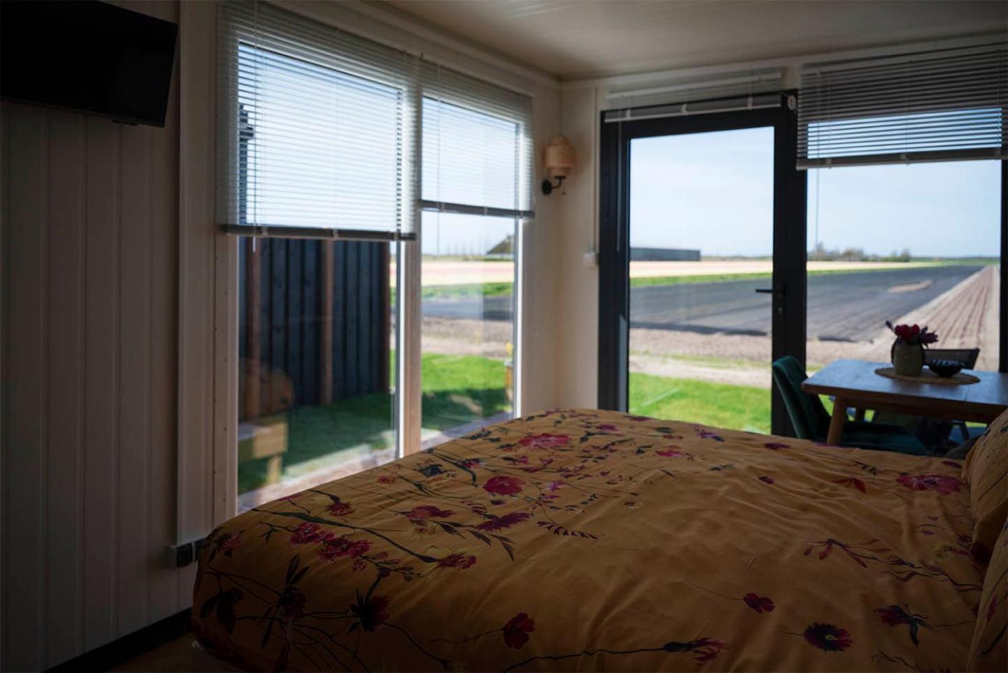 Bloem & Bed Bed and Breakfast 't Zand Eksteriør billede